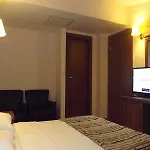 Hotel Nature And 5*
