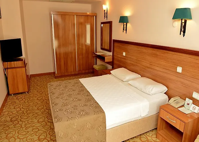 Nature And Hotel 5*